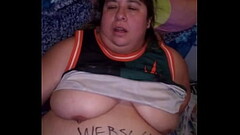 Webslut chubby Melissa masturbating Thumb