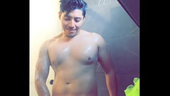 Latino solo shower Thumb