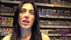 Sabrina, brunette chaude et coquine qui veut baiser Thumb