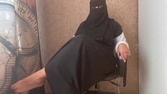 Hot JOI from Arab milf in hijab Thumb