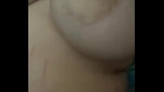 Young slut shows her tits Thumb