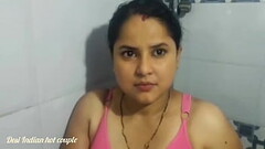 सौतेले बेटे से मां ने बाथरूम में जमकर चुदाई कराई अकेले में Thumb