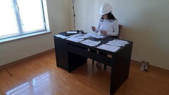 Worker fucks boss'_s wife after he rejects her Thumb