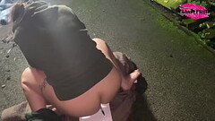 Cracky signs her autograph with her ASS !! Thumb