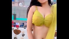 Hot Girl Cleavage Showing Thumb